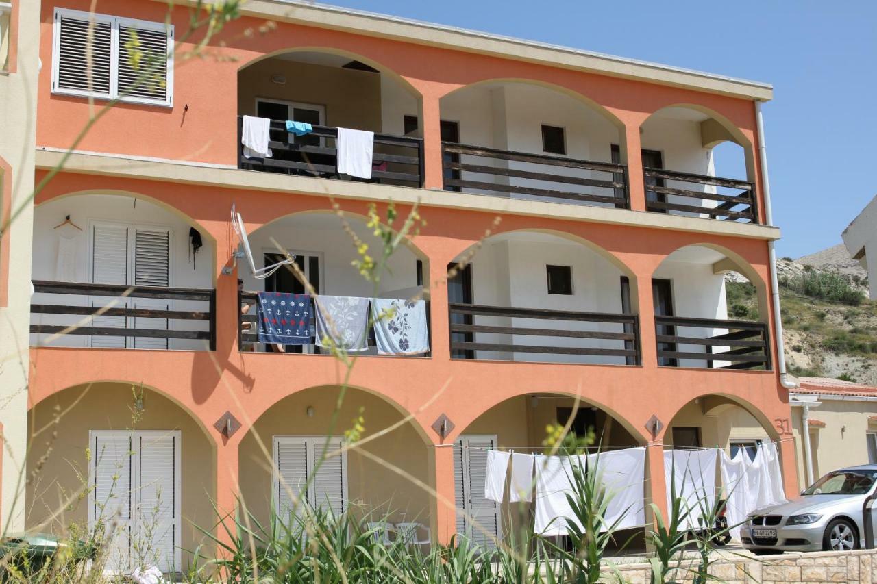 Apartmani Subasic Pag Town Exterior photo