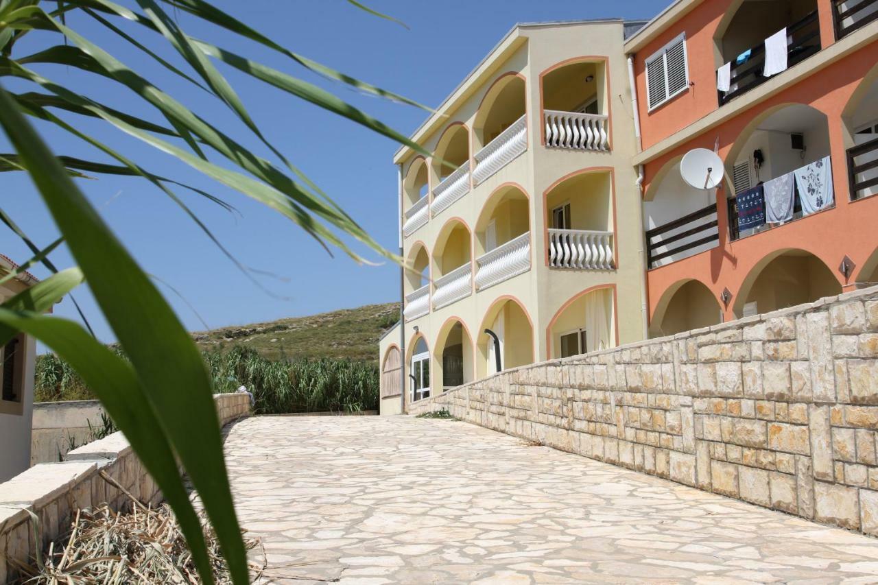 Apartmani Subasic Pag Town Exterior photo
